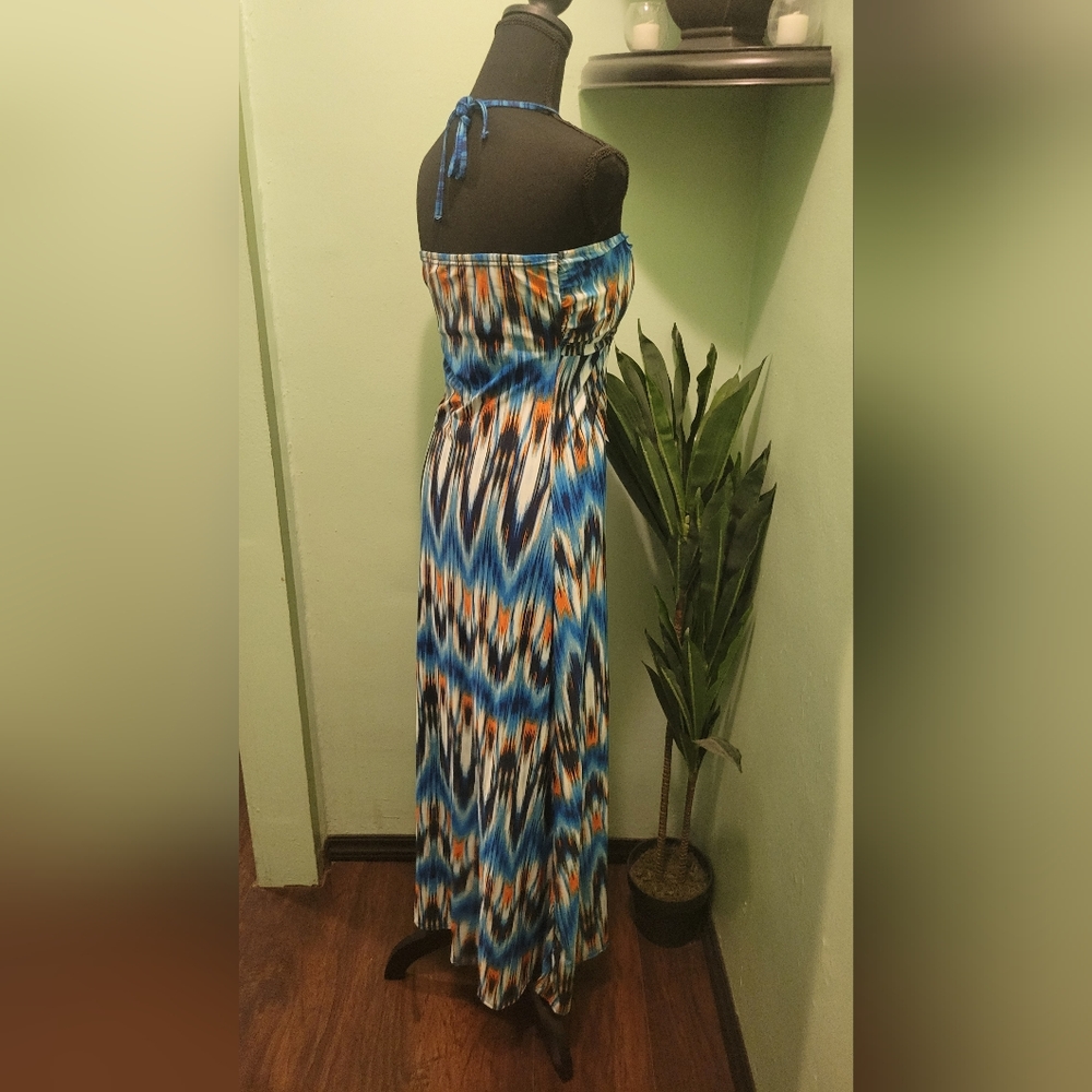 Sundress - Picture 2 of 4